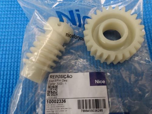 Trilho Dentado Para Motor Portão Todas Marcas Garen Ppa Preto 772571