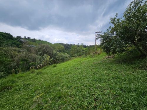 Venda de linda Chácara na serra itapeti 743676