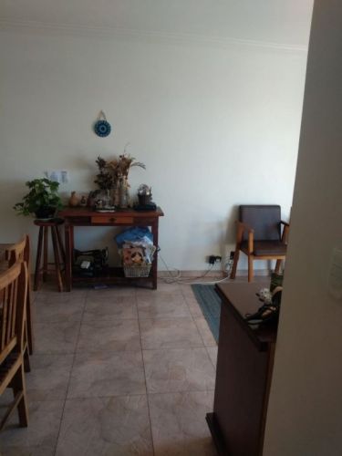 Vende-se - Apartamento 776347