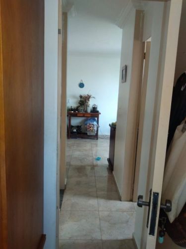 Vende-se - Apartamento 776348