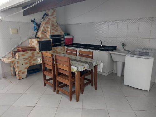 Linda Casa Em Caraguatatuba No Ótimo Bairro Jd Jaqueira.                                  R$ 555.00000.  Com Móveis e Eletrodomésticos De Brinde; Em Bairro Super Localizado Ao Lado Do Centro Rodoviá 677635