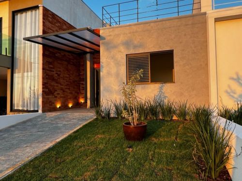 Vende-se Casa em Condomínio Villagio Ipanema  Sorocaba  747173