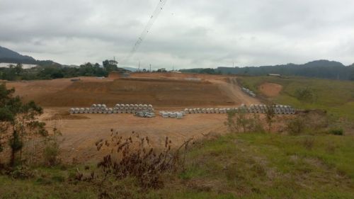 Vende-se terrenos. 745826