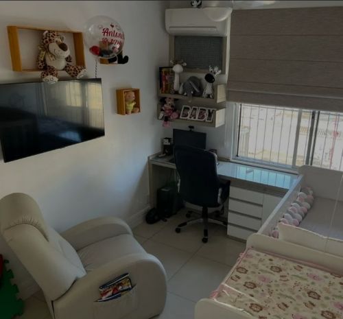 Vendo Apartamento na Tijuca Localizado a 8 minutos do metrô Apenas 749.00000 Aceito financiamento 774545