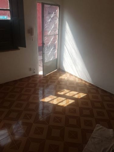 Vendo casa de Vila no Engenho Novo. Apenas 125.000 podendo financiar.  763263