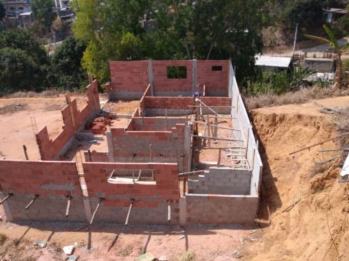 Vendo Casa em Construção 768051