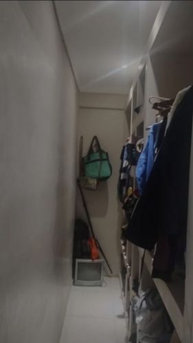 Vendo casa em Madureira     Apenas 200.00000   774562