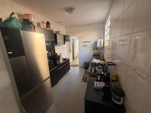 Vendo linda casa em Vaz Lobo Com Kitnet Anexa.  Apenas 265.00000 Podendo financiar  Casa com espaço para crescer 765729