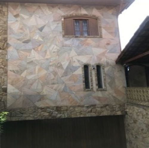 Vendo Sobrado 3 dormitórios  sendo 01 suíte com armários.  766457