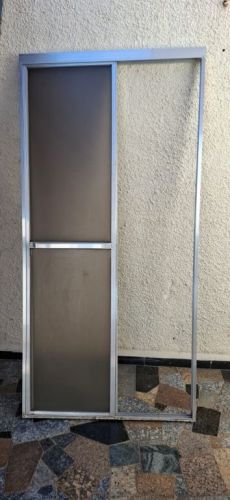 Vendo Um box de banheiro em acrílico 765969