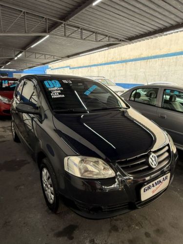 Volkswagen  Fox 1.0 Flex 2pts 2009 748960