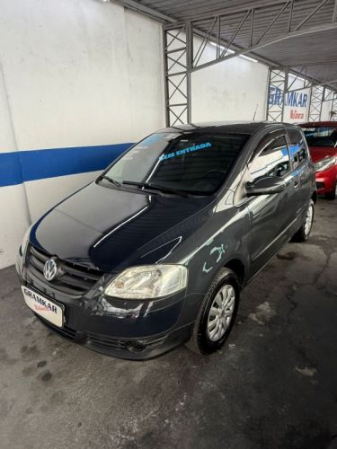 Volkswagen  Fox 1.0 Flex 2pts 2009 748961
