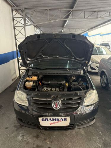 Volkswagen  Fox 1.0 Flex 2pts 2009 748967