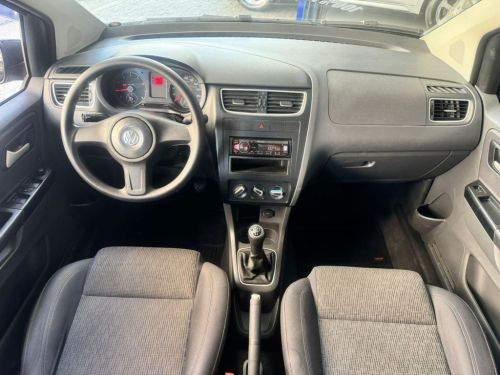 Volkswagen Fox 1.0 Trend Flex 2013 751078