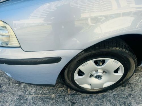 Volkswagen Gol 1.0 16v 4pts 2001 742257