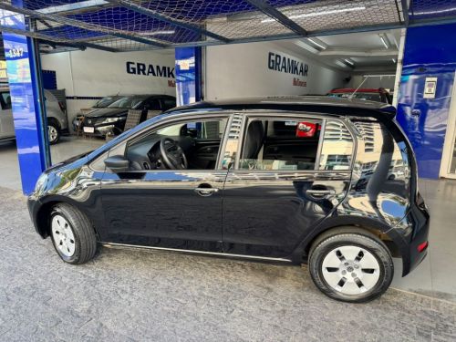 Volkswagen Up Take 1.0 Flex 2018 758105