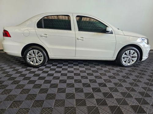 Volkswagen Voyage 1.6 754905