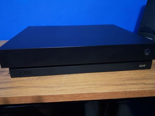 Xbox One x Em Otimo Estado De Conservacao 748988
