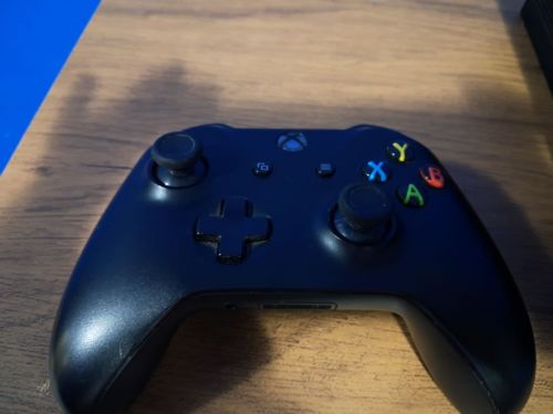 Xbox One x Em Otimo Estado De Conservacao 748992